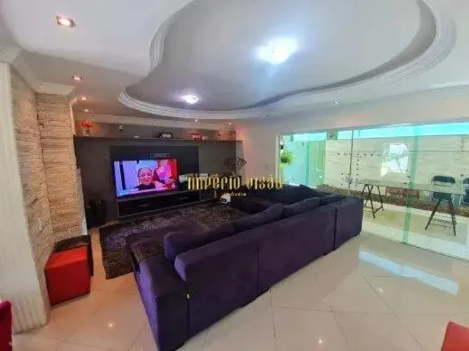 Casa à venda com 5 Suítes, sendo 1 Master no Condomínio Arujá Country Club- Arujá- SP