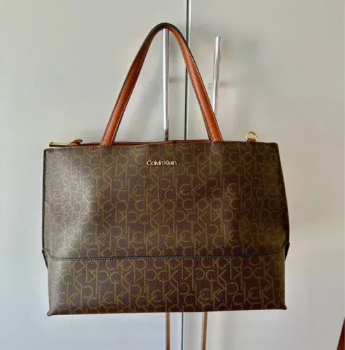 Bolsa importada média -Leia a descrição 