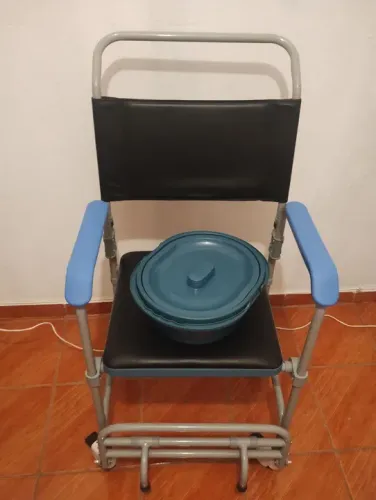 Cadeira de banho modelo D50