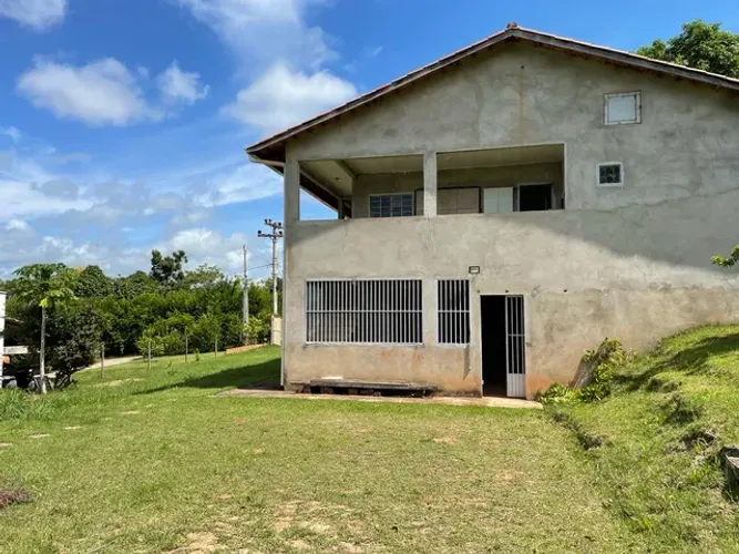 Lote 2 mil metros com construção. Recanto D?Itália