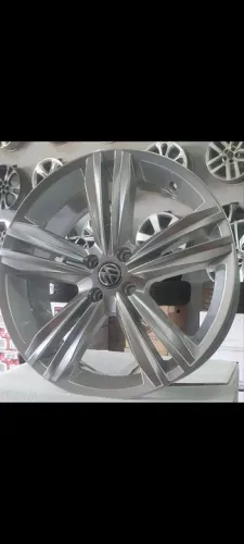 Rodas da Tiguan aro18 novas em até 10x de R$442,00 no cartão de crédito