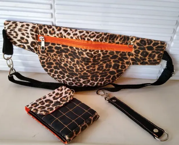 Pochete porta cartões