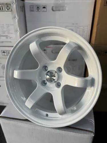Rodas T37 aro 15 tala 8 furacão 4x100