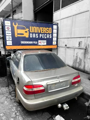 Sucata corolla 1.8 16v 2001?