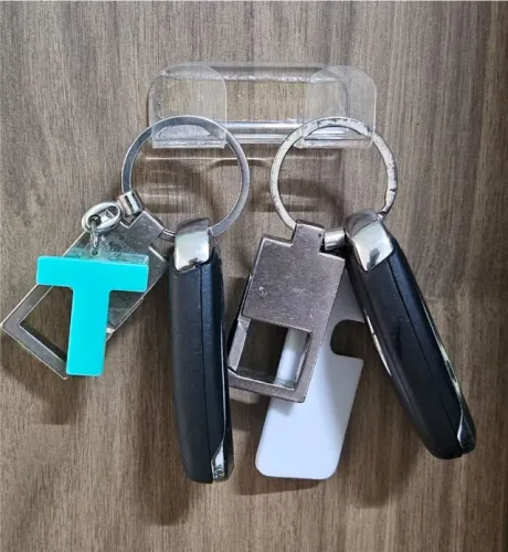 Suporte de Parede Multiuso em Acrílico - Organização Inteligente!