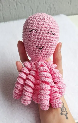 Polvo de crochê rosa - Amigurumi