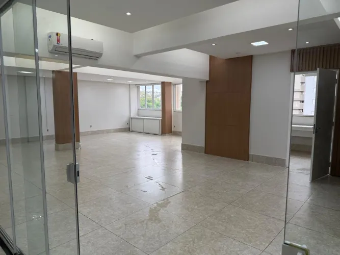 Alugo espaço comercial