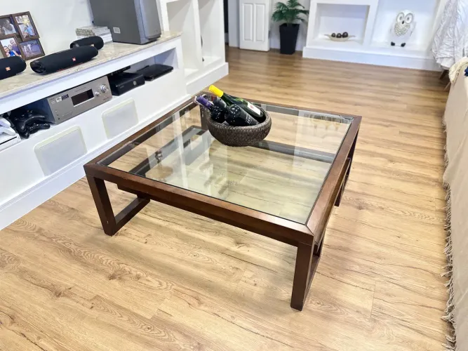 Mesa de Madeira e Vidro duplo