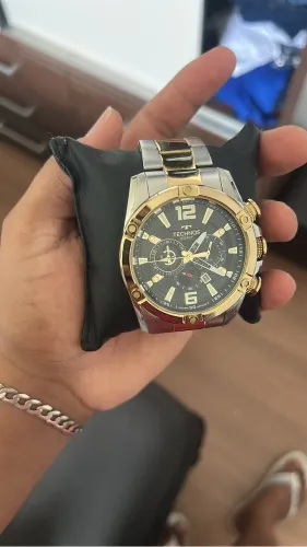 Relógio TECHNOS usado 4 vezes apenas!!