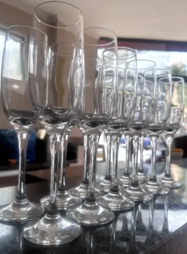 10 Taças em Cristal para Espumante