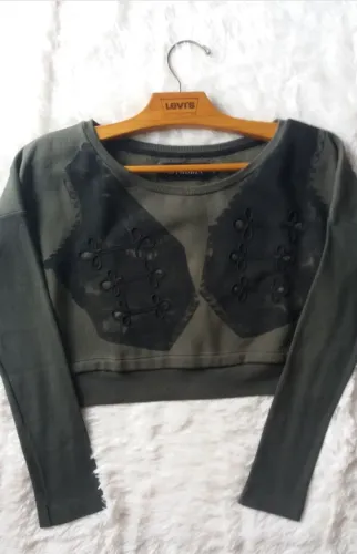 Blusa de moletom cropped, Authoria / Tam M 