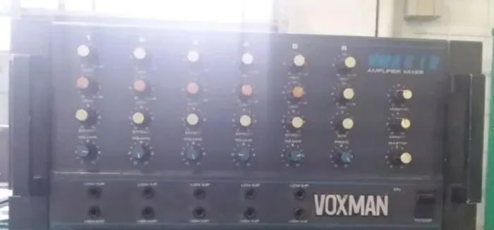 Mesa de som Voxman Amplificador Mixer