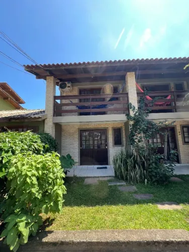 Casa Duplex, 1 Dormitório MOBILIADO!! Campeche, a 10 minutos do mar.