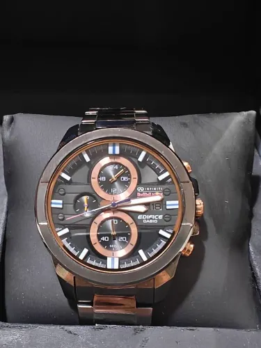 Casio Edifice Red Bull Racing Edição limitada