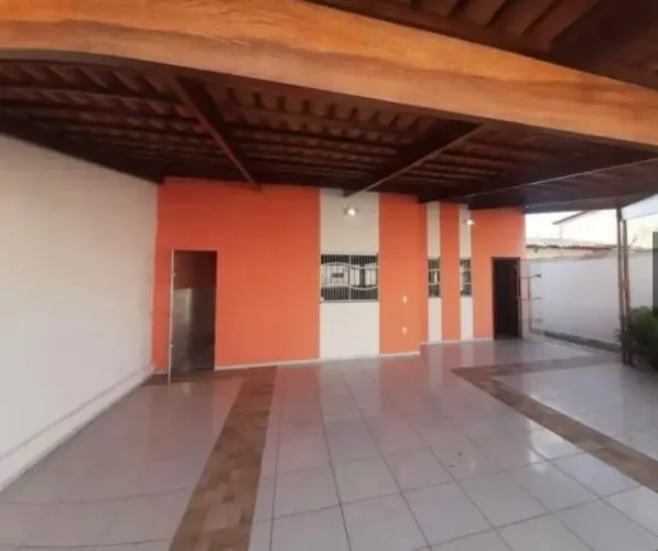 Estou vendendo esta casa em barueri com documentação e aceita financiamento 