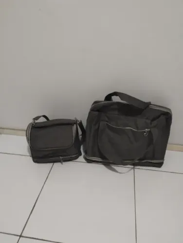 Kit de Bolsas: Uma para Viagem e Outra lancheira