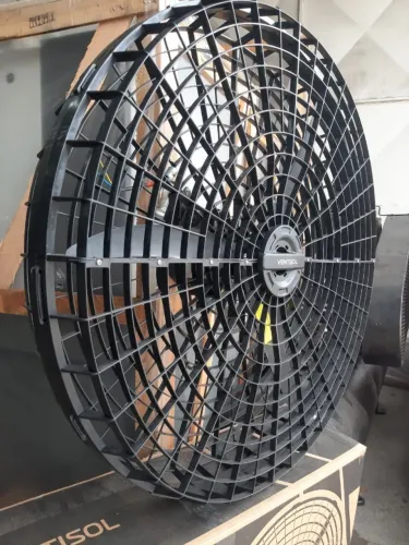 Ventilador 1m 220V de Parede: robusto, potente e durável