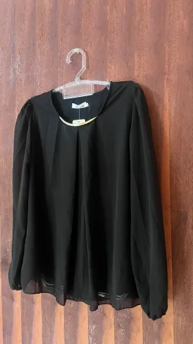 Blusa Feminina Manga Longa - Preta