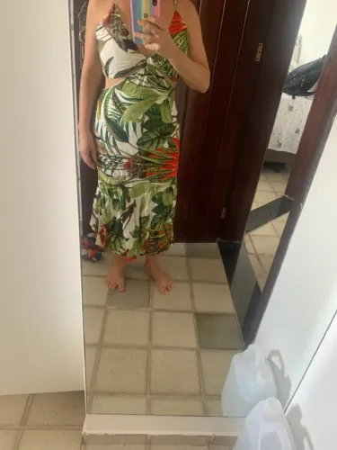 Vestido longo estampado tropical