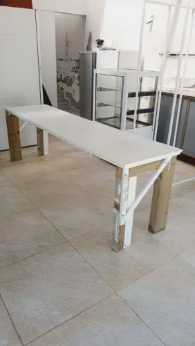Mesa Grande para Office / Buffet / Banquetes - 2,42m - Resistente
