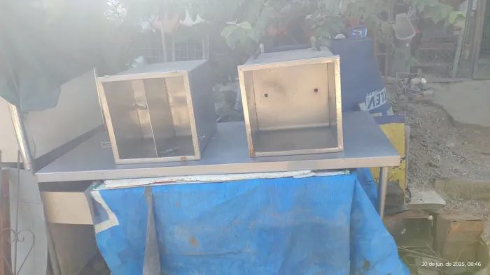 2 Caixas/Gabinete em Aço Inox