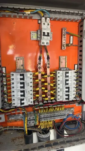 Eletrotécnico/Eletricista. Recife e região metropolitana )