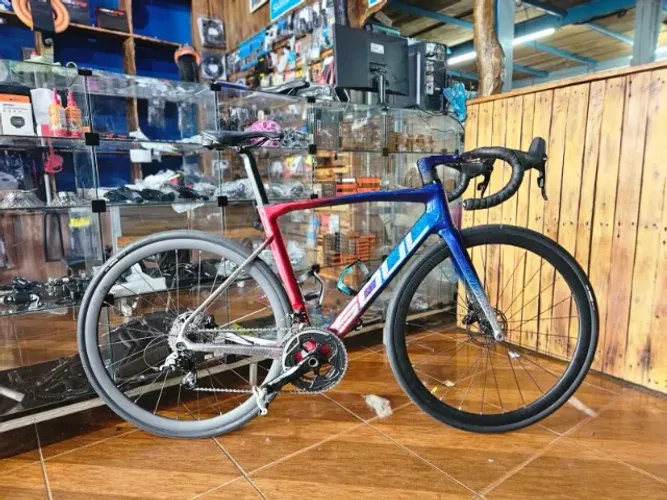 BICICLETA SPEED SOUL 3R5 AERO CARBON SRAM RIVAL PIRENEUS