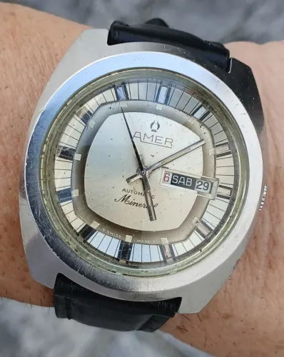 Relógio suíço antigo de coleção vintage AMER SWISS MADE à corda de 1970 raridade