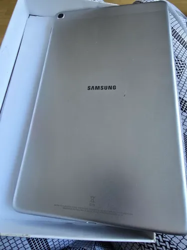 Tablet Samsung **c/ avaria na tela** Galaxy Tab A 32gb Prata tela 10.1