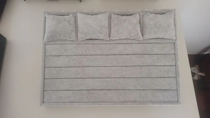 Porta Joias Luxuoso com Almofadas para Anéis e pulseiras 