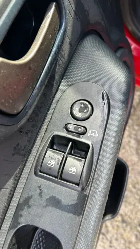 BOTÃO VIDRO ELÉTRICO FIAT MOBI 17/18