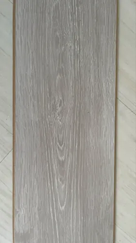 Piso Laminado Quick Step + Manta