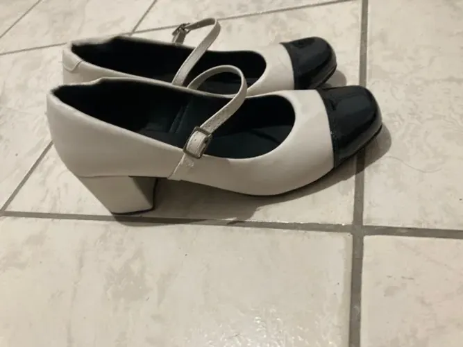 Sapato Feminino de Salto