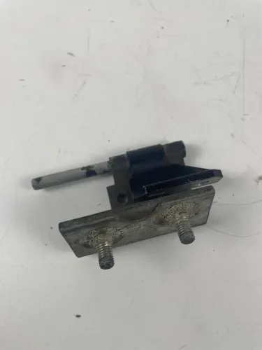 Dobradiça Tampa Tras L/e Peugeot 206 207 Sw Escapade 871587