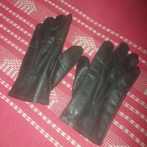 Par de Luva 100% couro tamanho P
