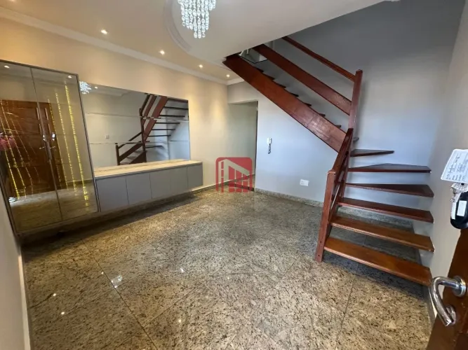 Excelente casa geminada 3 quartos, tríplex Cabral Contagem!!