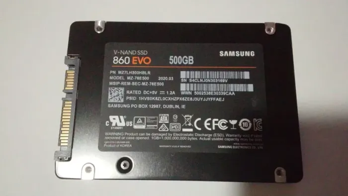 SSD Samsung 860 EVO 500GB SATA III - Excelente Estado