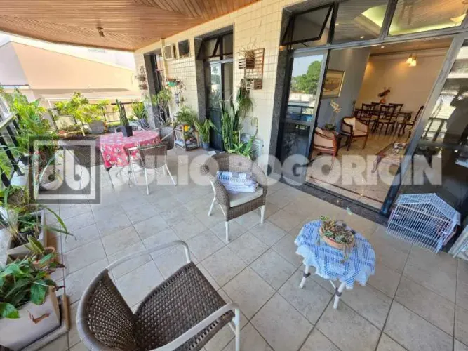 Apartamento : Padrão / Residencial / Jardim Guanabara