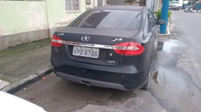 JAC J5 Sedan 1.5 16V 4P Mec. 2013