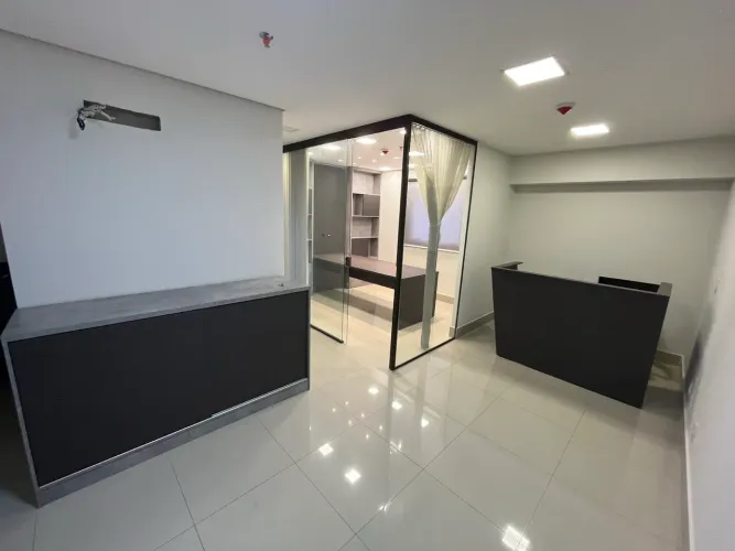 Sala comercial com 61m2 no SB Tower
