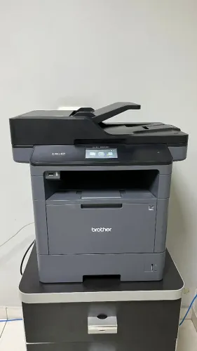 IMPRESSORA EM ÓTIMO ESTADO - DCP-L5652DN