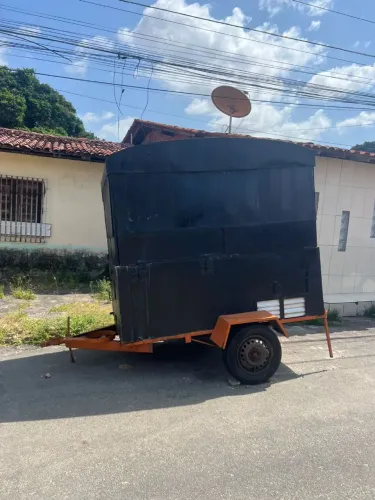 VENDO UM TREILER