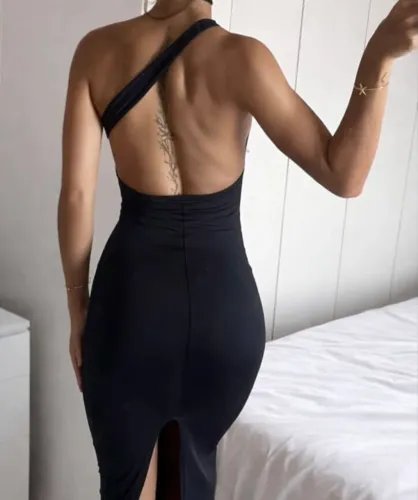 vestido longo preto poliamida único nunca usado,tamanho único 