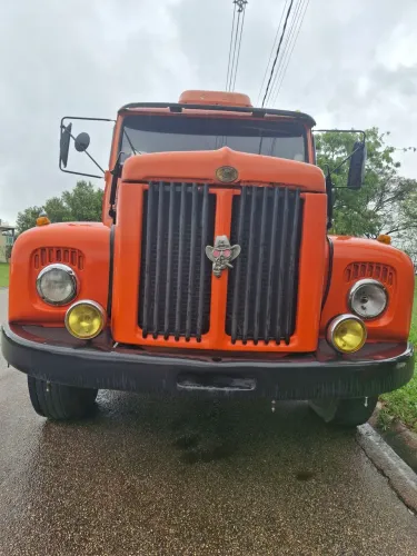 Scania 111 "jacaré"