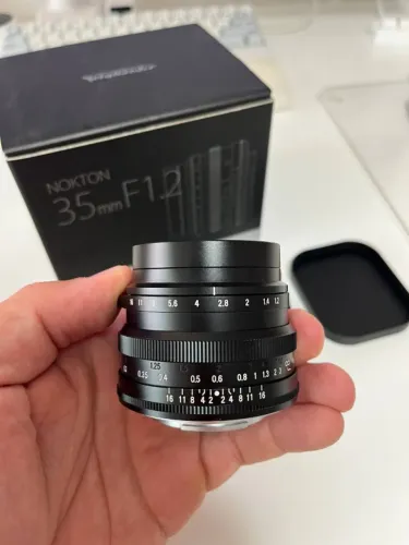 Lente voigtlander nokton 35mm 1.2 para câmera fujifilm