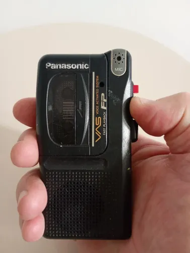 Microcassete recorder Panasonic (relíquia)