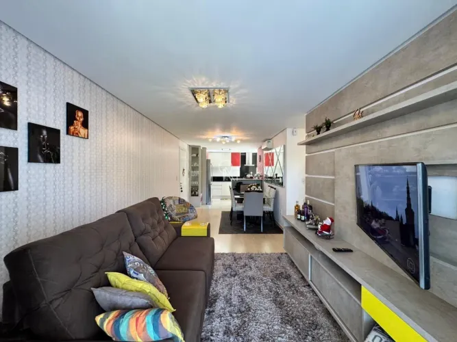 Apartamento mobiliado, com 2 quartos e suíte no Colina Sorriso