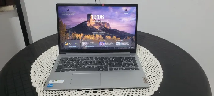 Notebook Lenovo Ideapad 1i