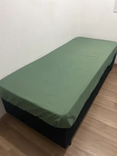 Cama Box Colchão Solteiro Espuma D20 Malibu 78x188x50cm Branco / Preto Hellen