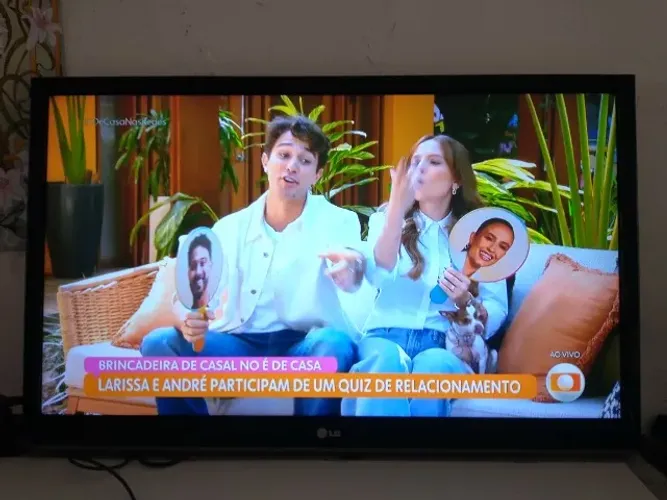 TV LG 32 polegadas digital, não é smart